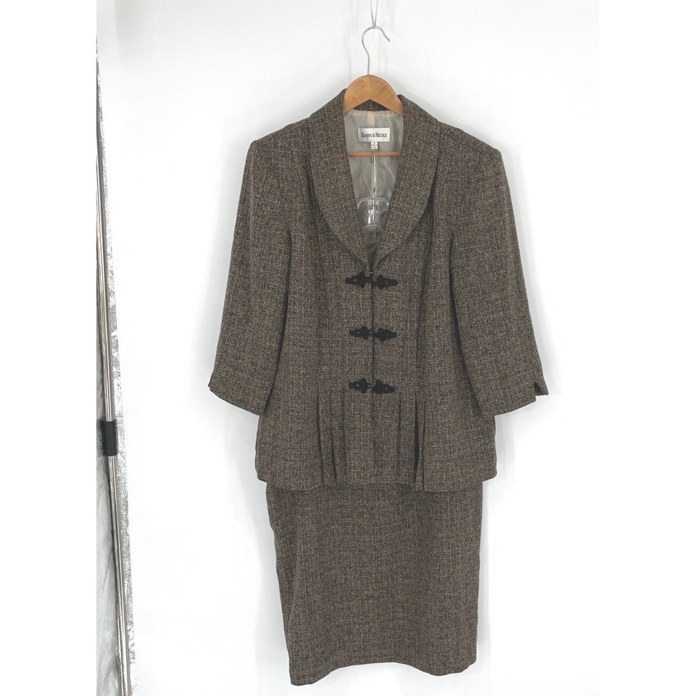 Danny & Nicole Womens Skirt Suit 18 2pc Brown Tweed Frog Toggle Jacket